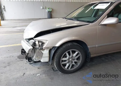 2001 Toyota Camry Xle V6 from USA, damaged, VIN 4T1BF28K11U960653